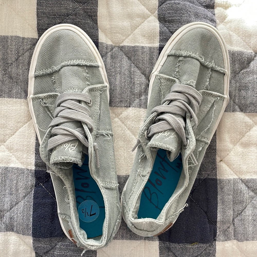 Blow Fish Malibu Sneakers, worn a few times, pale green, size 7.5 $15